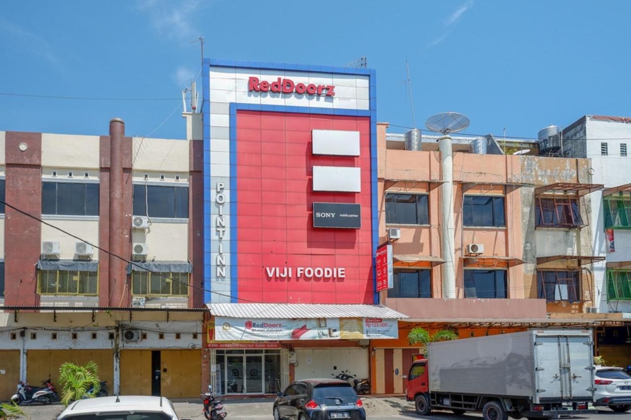 Reddoorz Plus @ Losari Makasar Exteriér fotografie
